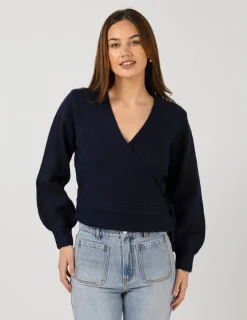 August Wrap - Navy