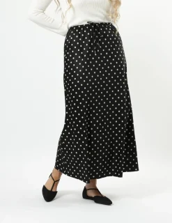Avalon Skirt - Black Pearl