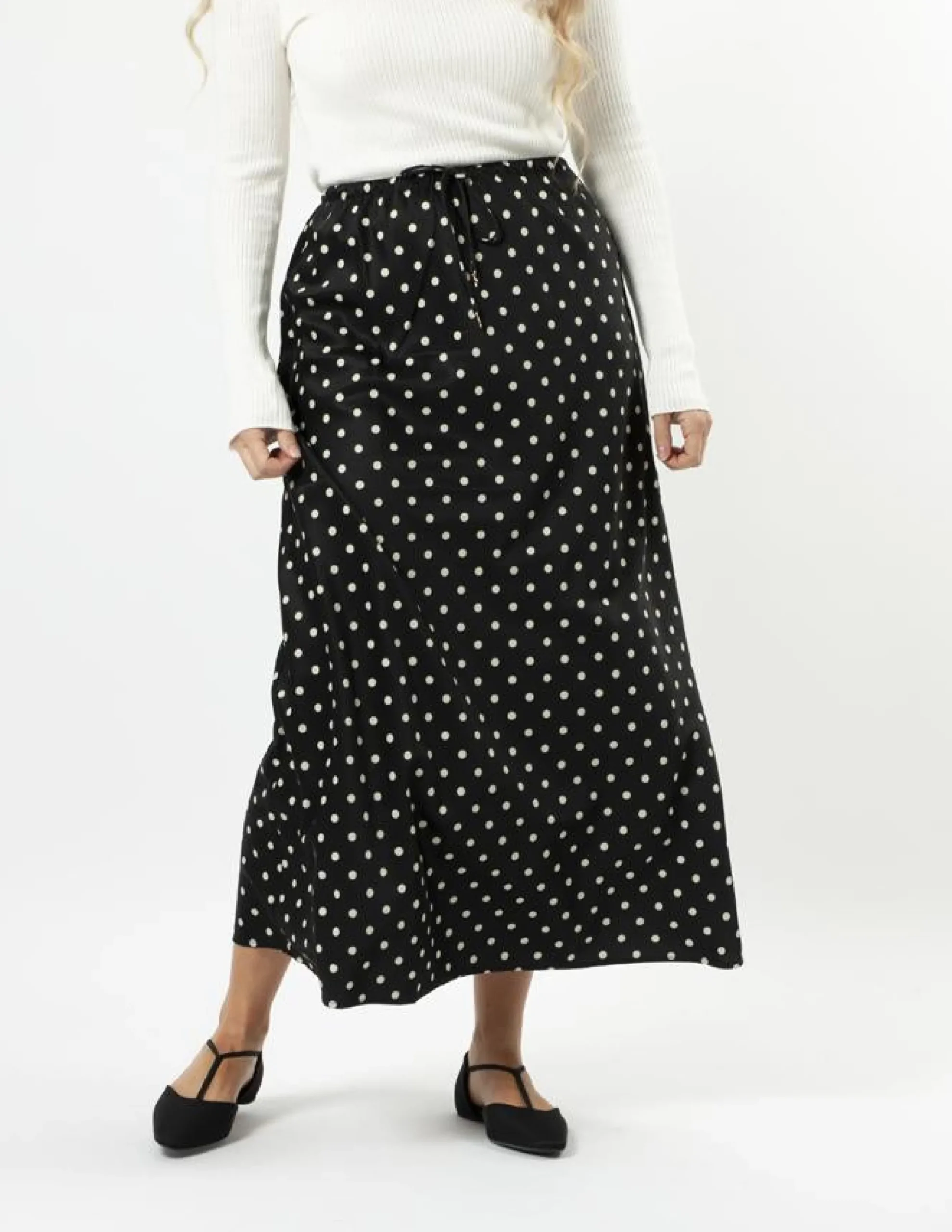 Avalon Skirt - Black Pearl