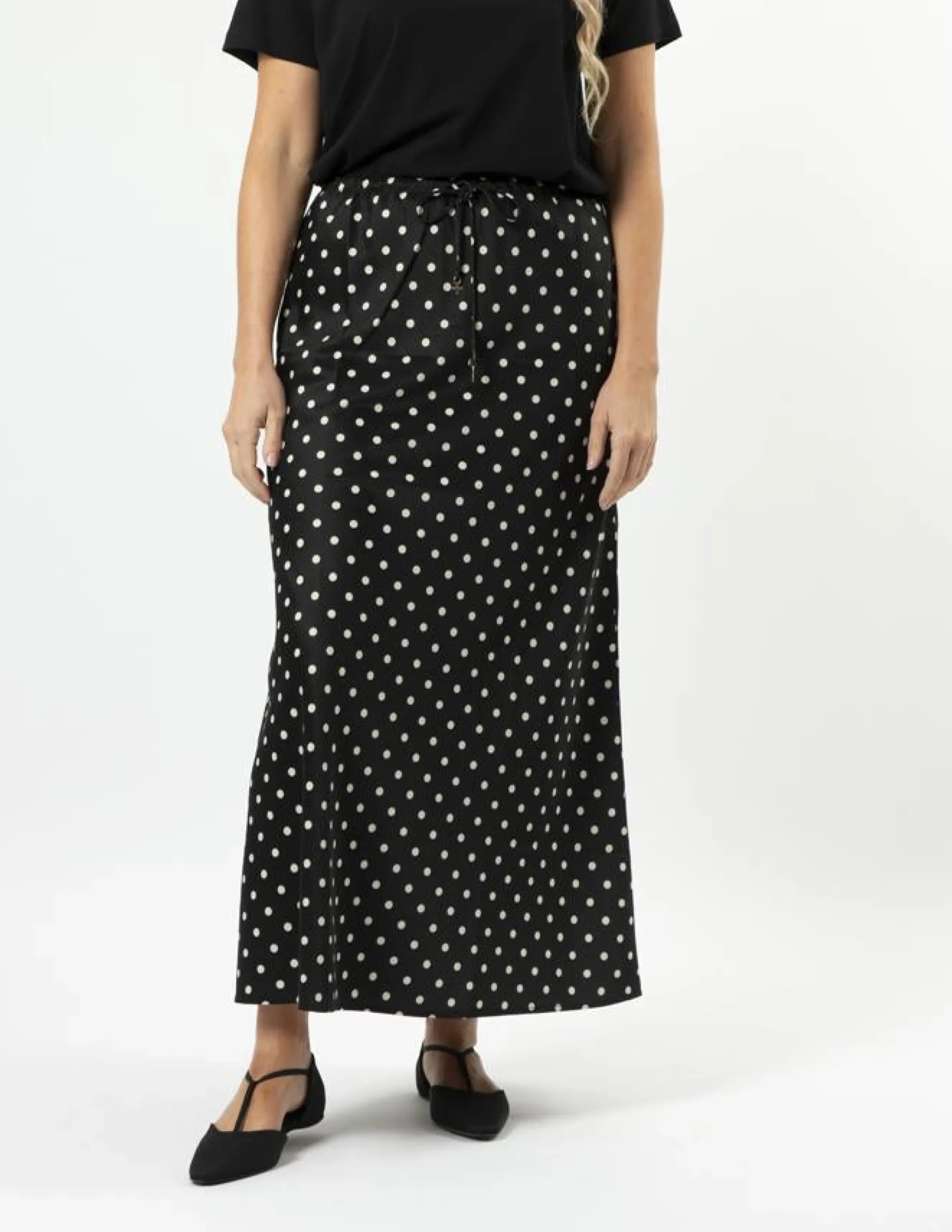 Avalon Skirt - Black Pearl