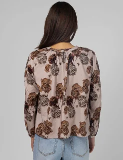 Connie Blouse - Blush Hydrangea