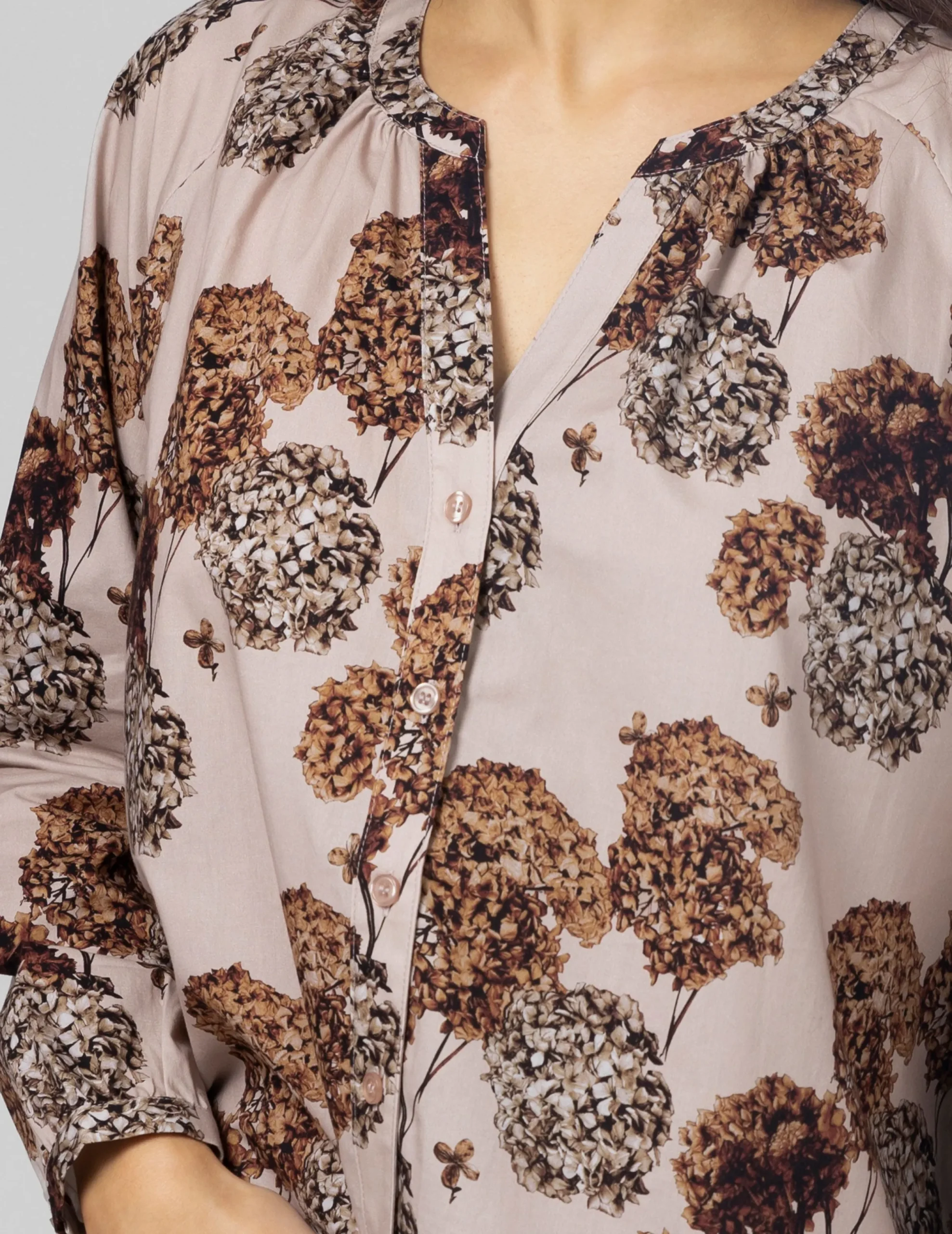 Connie Blouse - Blush Hydrangea