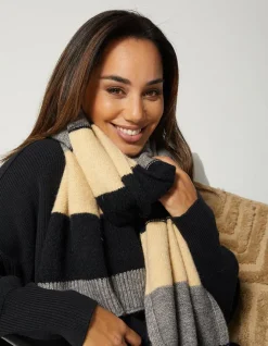 Cosy Scarves