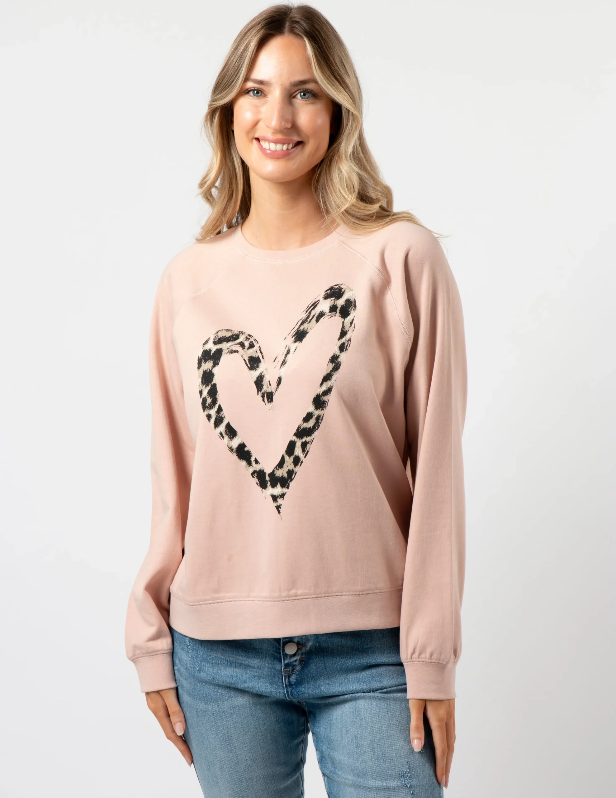 Everday Sweater - Blush Leopard Heart