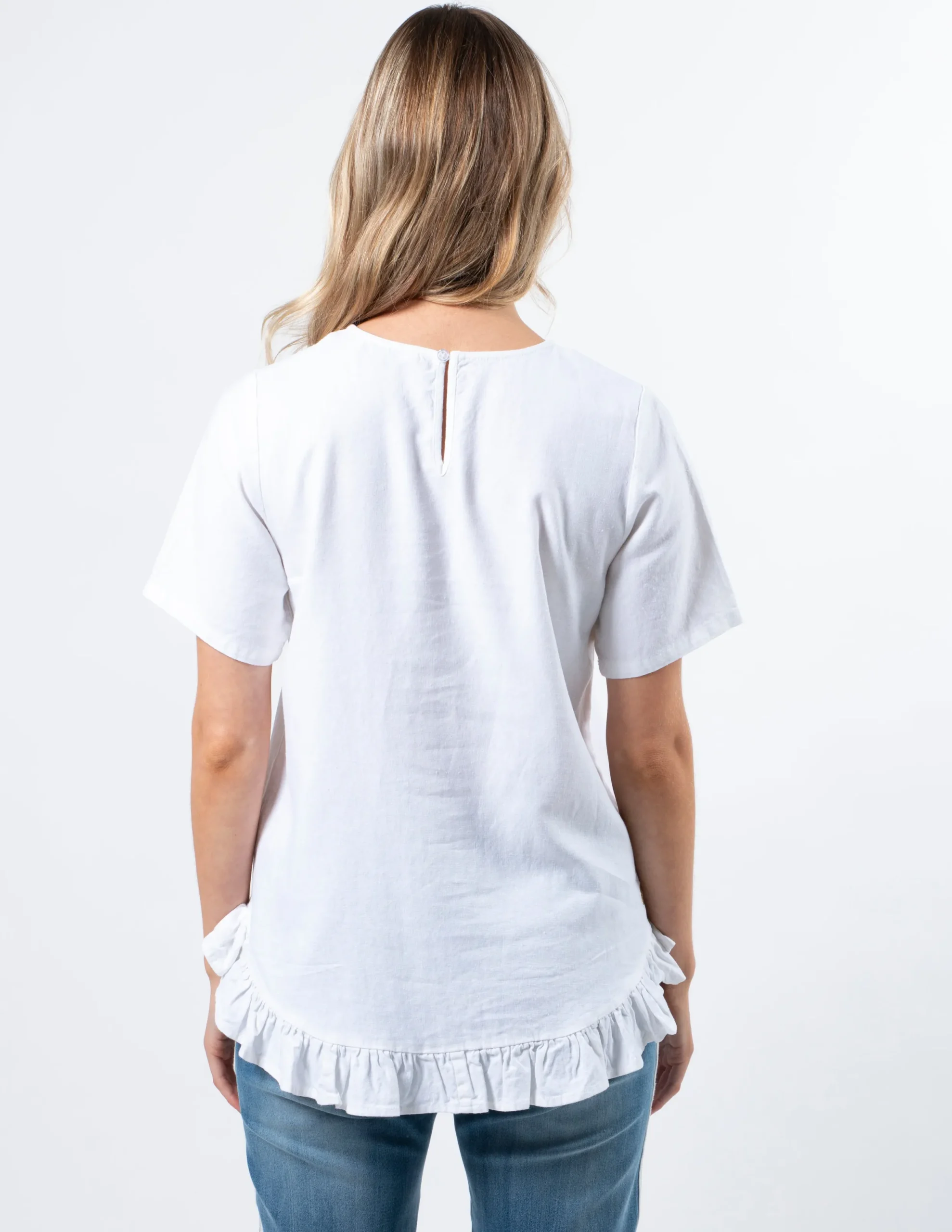 Frill Seeker - White
