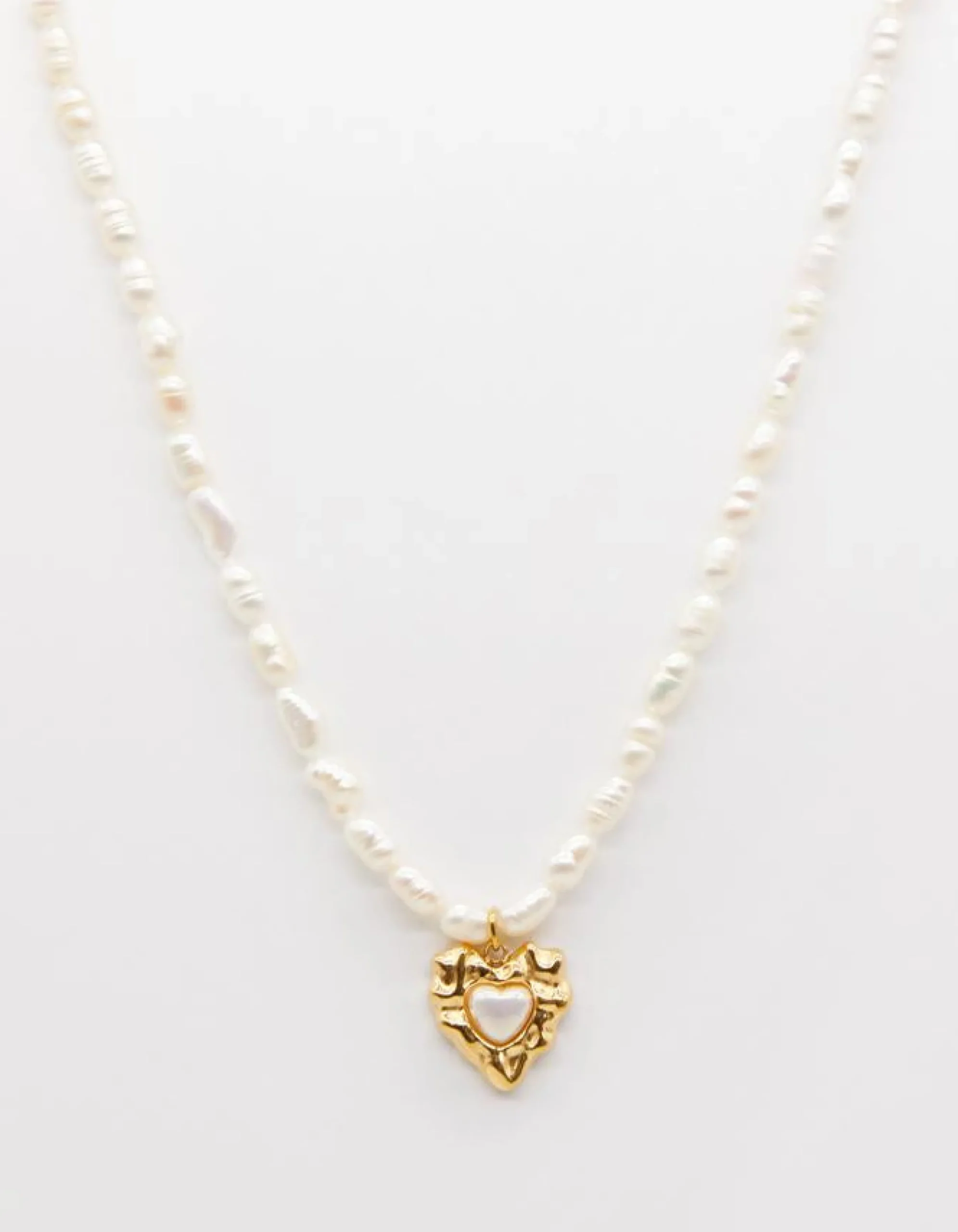 Heart and Pearl Necklace