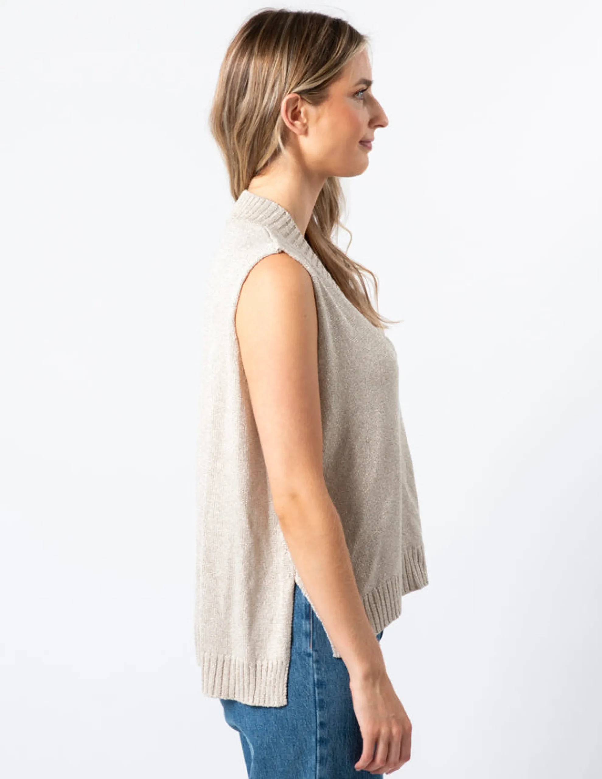 Melody Vest - Gold