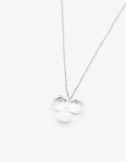 Pearl Centre Hydrangea Necklace
