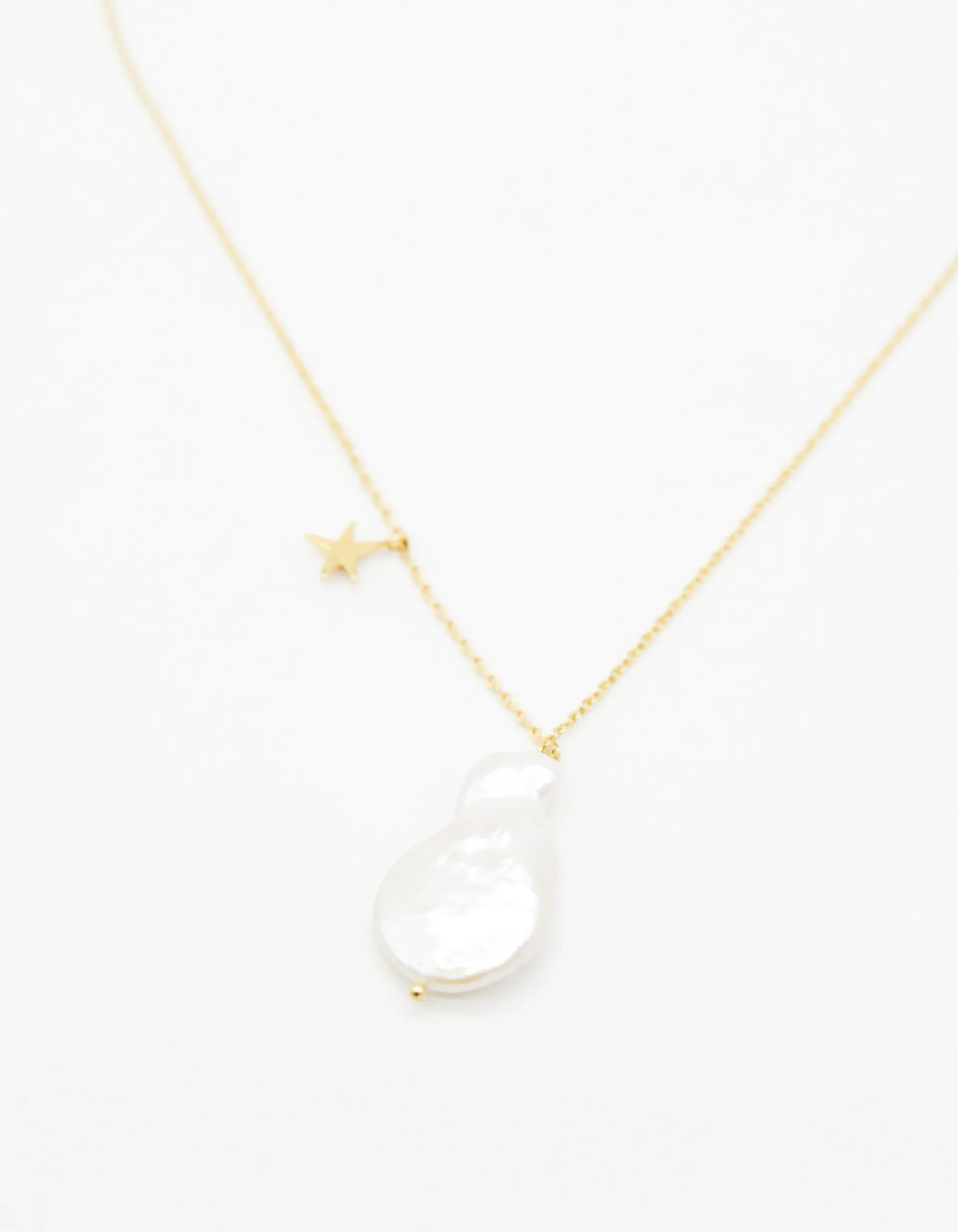 Pearl Necklace with Star