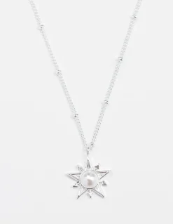 Star Arrows with Pearl Necklace