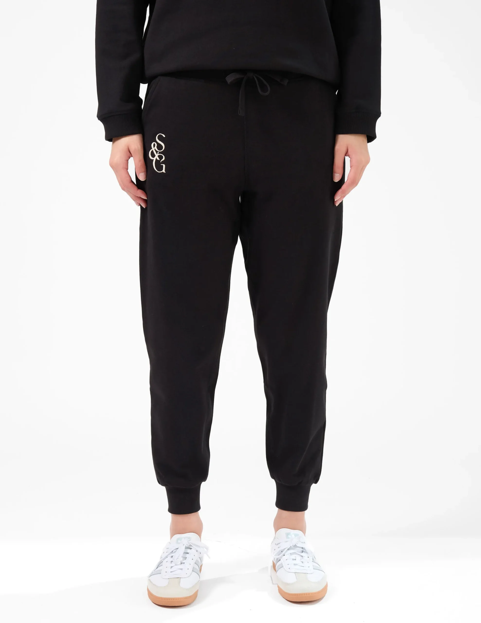 STELLA ESSENTIALS Avenue Pant Logo - Black
