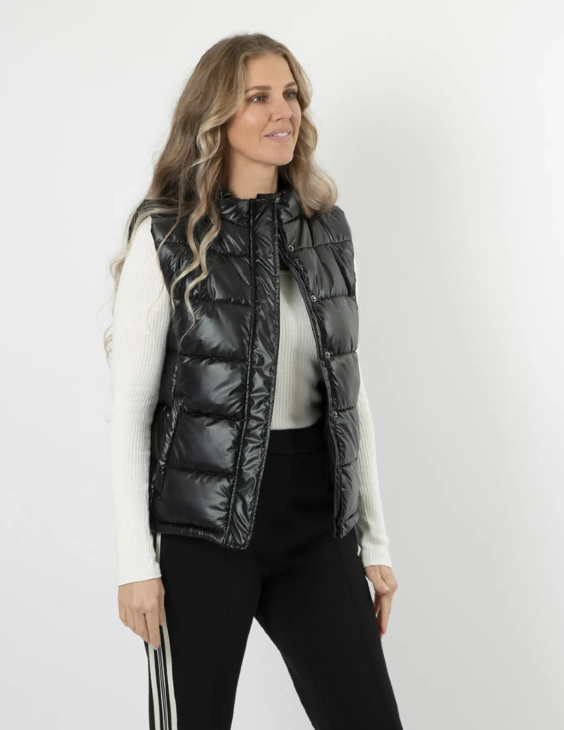 STELLA ESSENTIALS Colton Puffer - Black