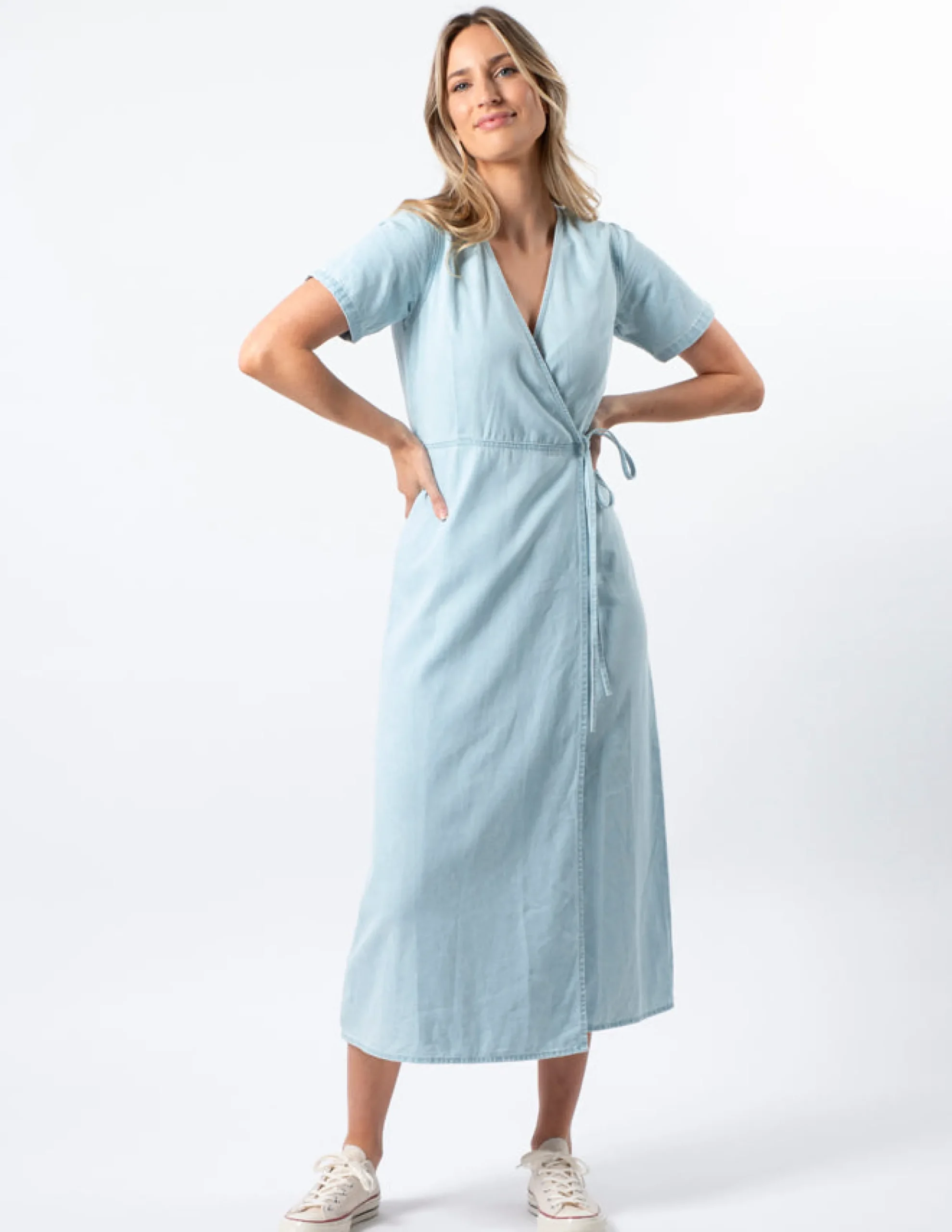 STELLA ESSENTIALS Como Dress - Light Blue Wash