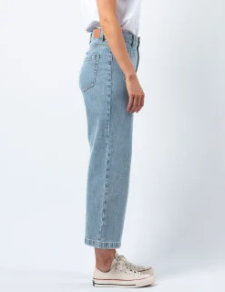 STELLA ESSENTIALS Kendall Cropped Jean - Light Wash