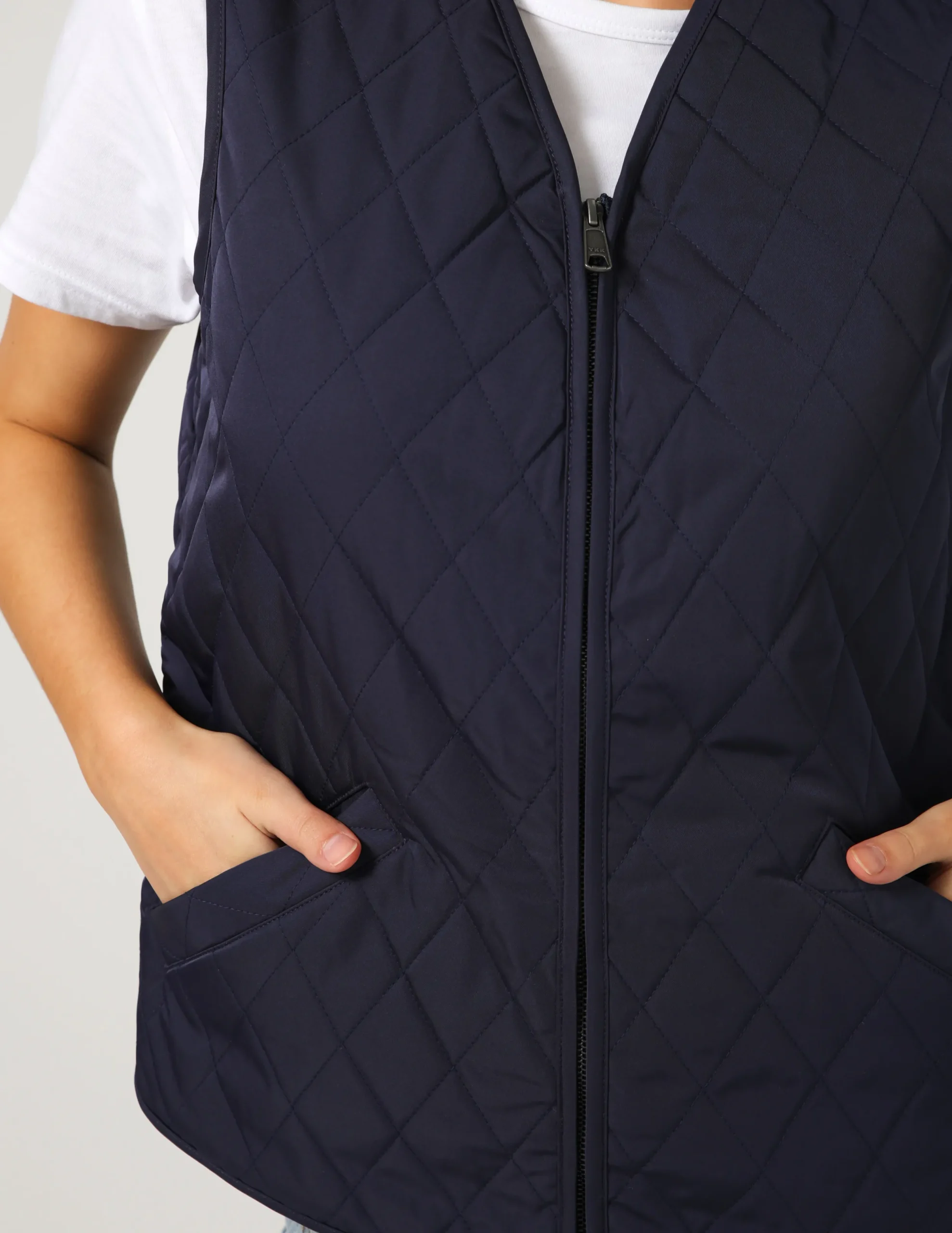 STELLA ESSENTIALS Vesta Vest - Navy
