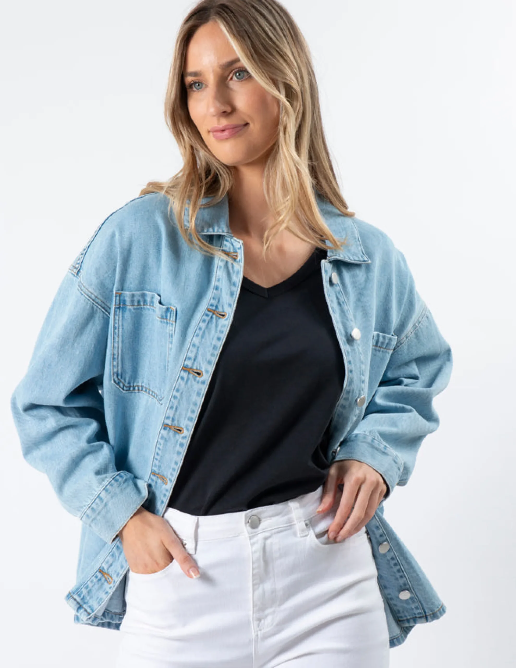 STELLA ESSENTIALS Zippy Shirt - Light Wash