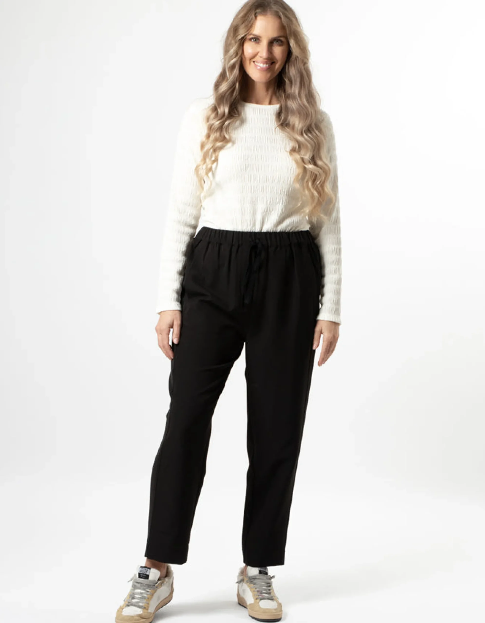 STELLA ESSENTIALS Zuki Pants - Black